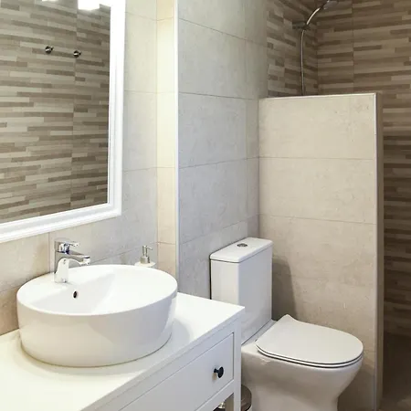 Andros Neoclassical Np1926 With Private Pool *