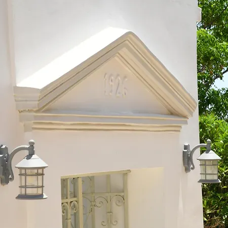 Andros Neoclassical Np1926 With Private Pool *