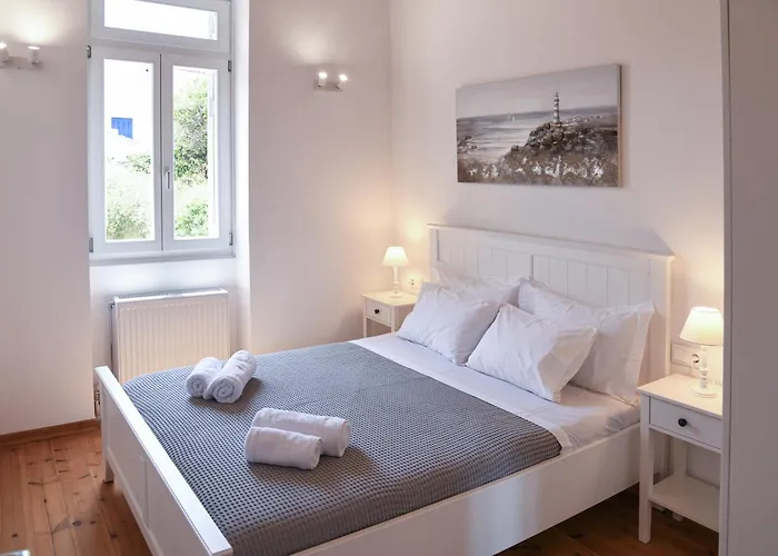 Andros Neoclassical Np1926 With Private Pool