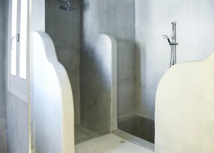 Andros Neoclassical Np1926 With Private Pool *