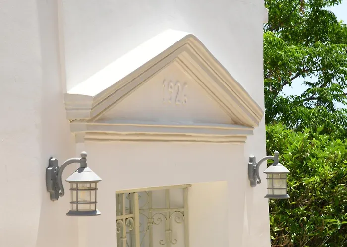 Andros Neoclassical Np1926 With Private Pool *